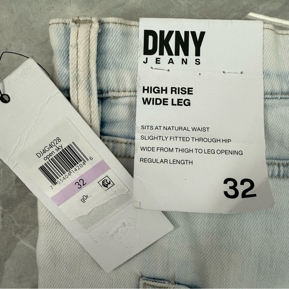 Women's DKNY Jeans High-Rise Wide-Leg Cargo Jeans Light Wash Cotton Plus Size 32 - Picture 14 of 16